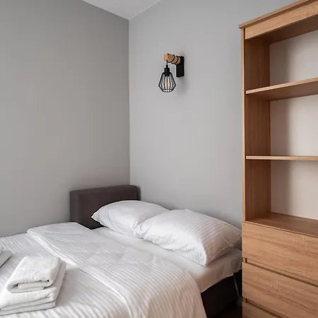 Apartment Bemowo Lazurowa Chic By Bookinghost