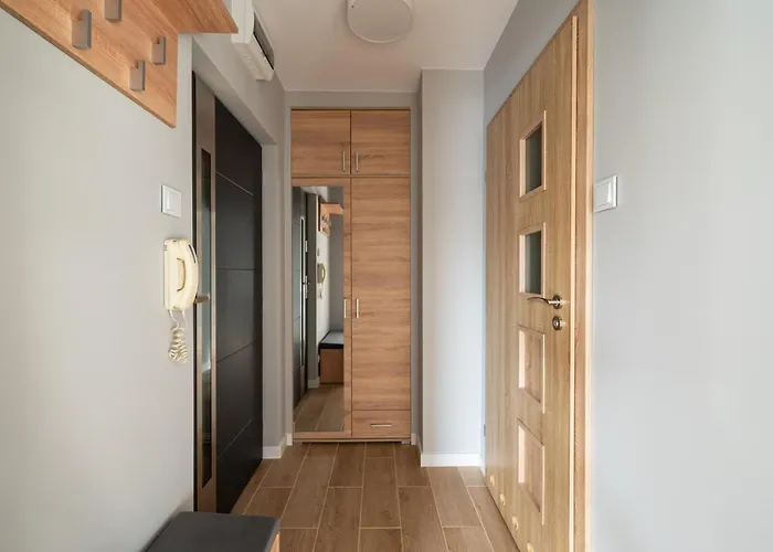 Bemowo Lazurowa Chic By Bookinghost *